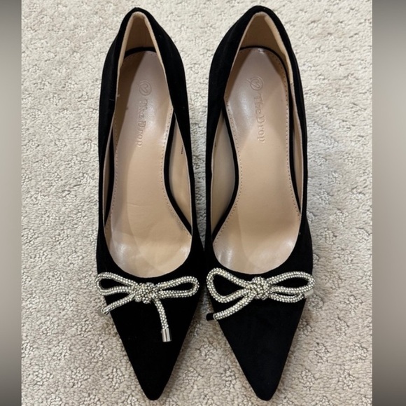 The Drop Black Suede Heels with Embellished Silver Bow - Sz 8 - Picture 7 of 9